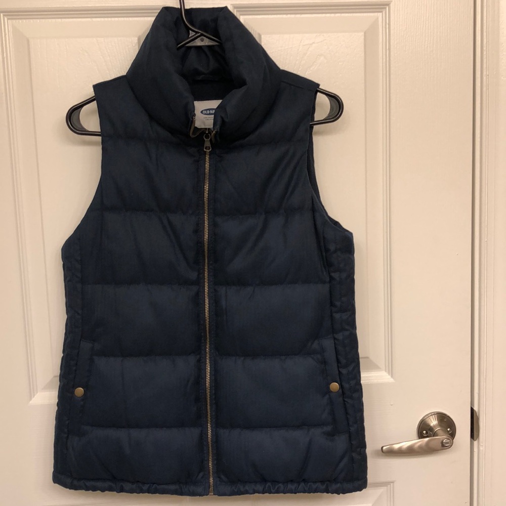 🌟SALE 3 for $12🌟 Puffer vest from old navy